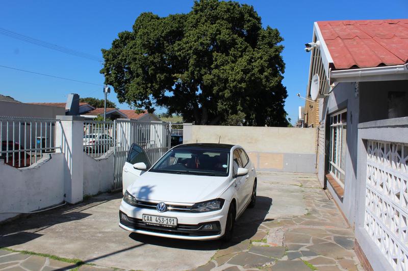 7 Bedroom Property for Sale in Vasco Estate Western Cape